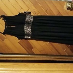 Black Dress R&M Richards. Petite size 6P